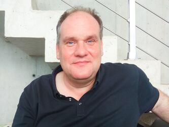 Niels Becker