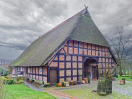 Ein Typ der Superlative: Das Niederdeutsche Hallenhaus wird Bauernhaus des Jahres 2023