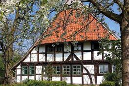 Windheim No2: Dem Bagger gerade noch von der Schaufel gezogen