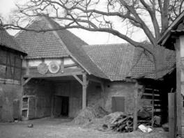 Exoten im südöstlichen Grenzgebiet des Hallenhauses