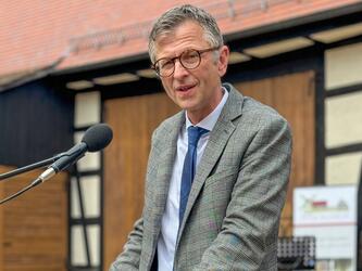 Dr. Steffen Skudelny, Vorstand der Deutschen Stiftung Denkmalschutz © Interessengemeinschaft Bauernhaus, Christine Kohnke-Löbert